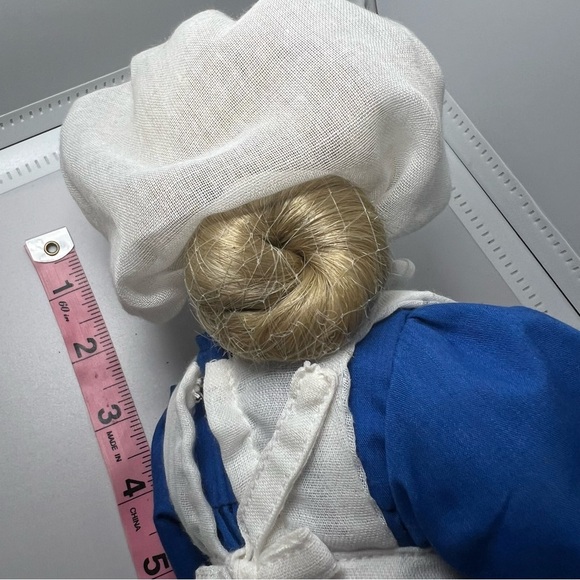 Springford Amish Porcelain Doll Bendable Arms And Legs Blue Apron Bonnet Blonde - Picture 6 of 7